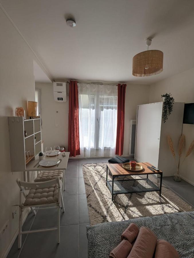 Studio Rambouillet, Parc & Foret Apartment Ngoại thất bức ảnh